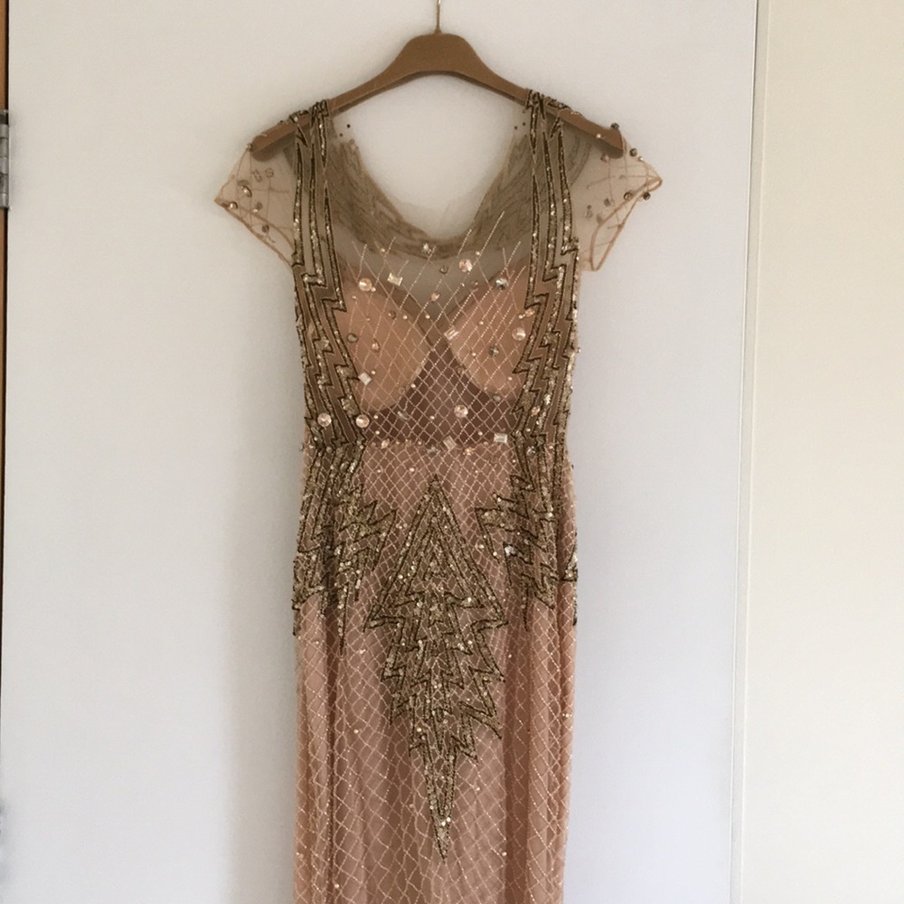 Dress - Picture 4 of 6